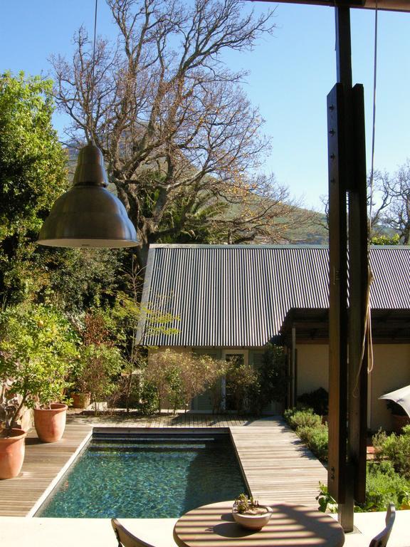 Four Rosmead Boutique Guesthouse Kaapstad Buitenkant foto