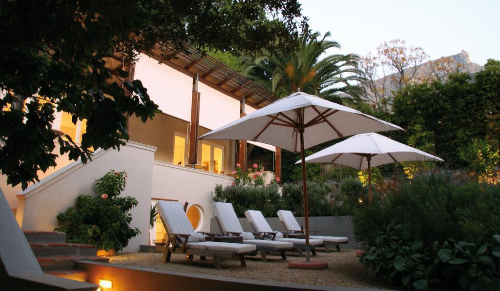 Four Rosmead Boutique Guesthouse Kaapstad Buitenkant foto